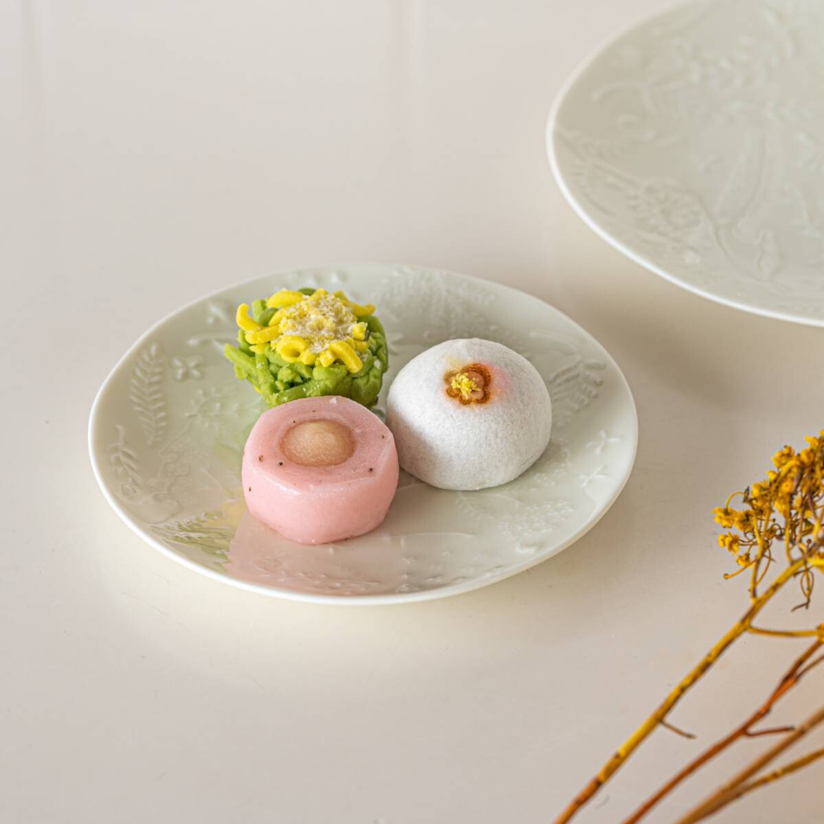 Miyama Wildflower Float Relief Plate