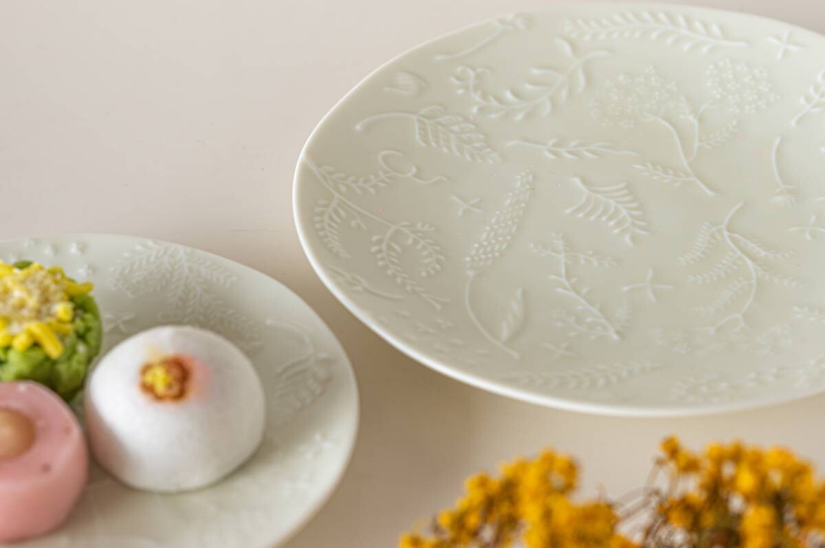 Miyama Wildflower Float Relief Plate
