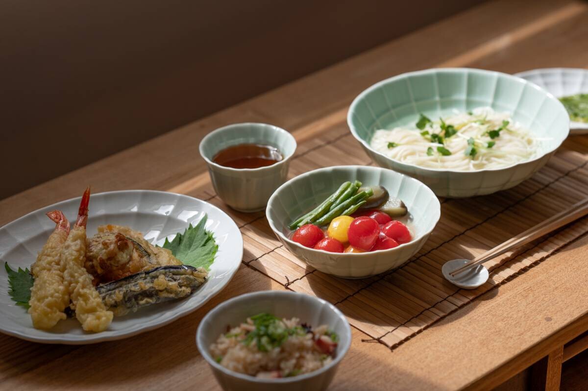 miyama "suzune" dinnerware set