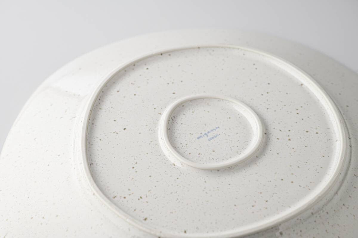 Miyama "cadre" round dinner plate, white variegated glaze