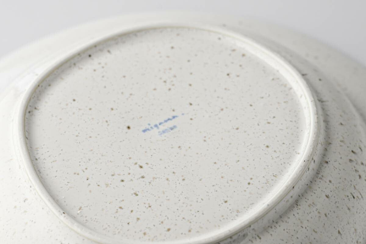 Miyama "cadre" coupe plate, white variegated glaze