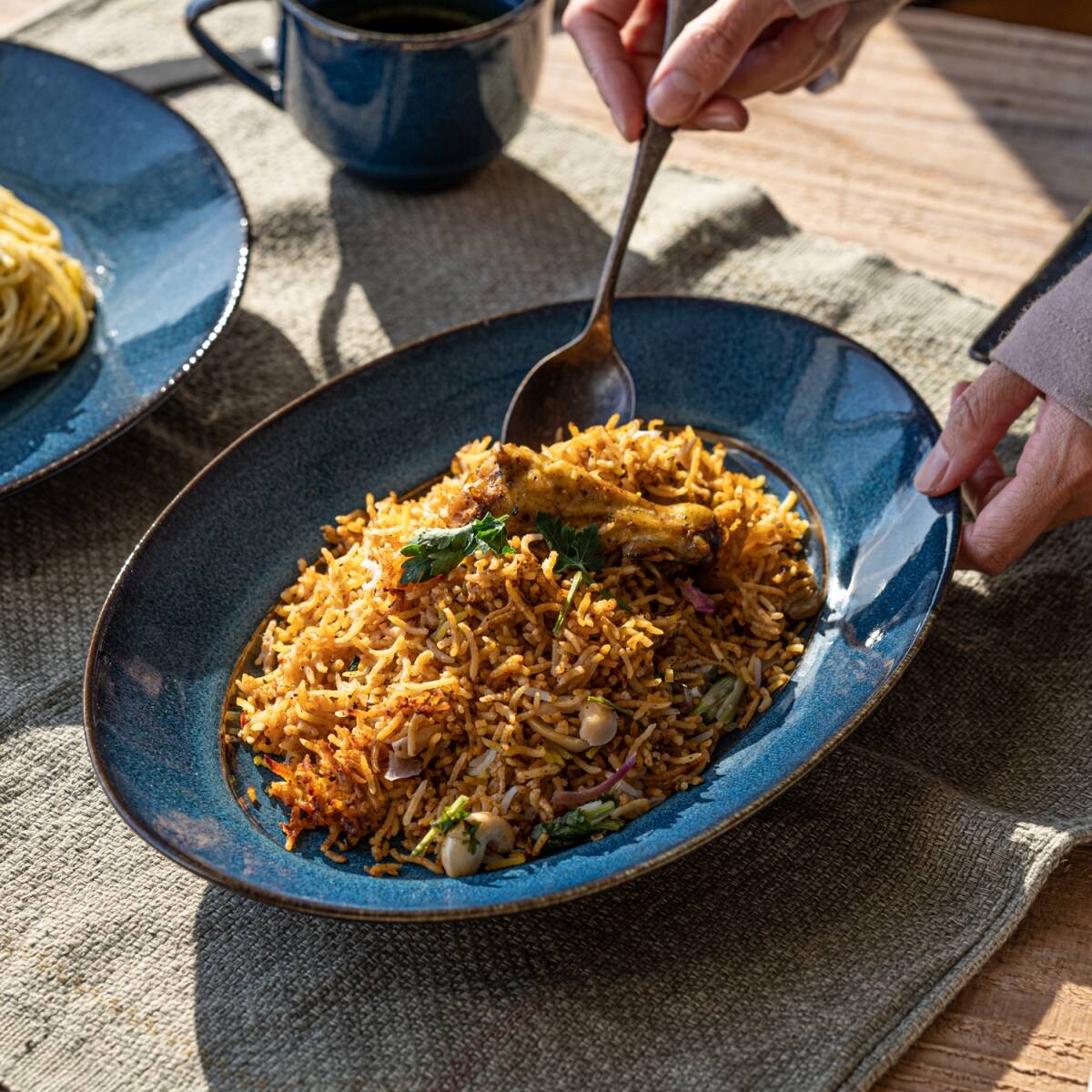 Miyama "cadre" oval plate, indigo blue glaze