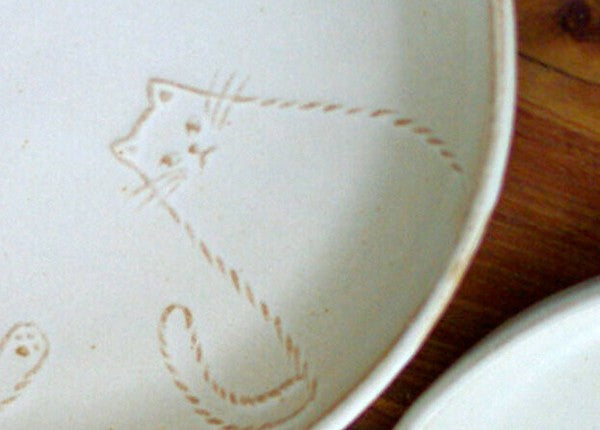 Mashiko Ware Cute Cat Round Plate, Wakasama Pottery