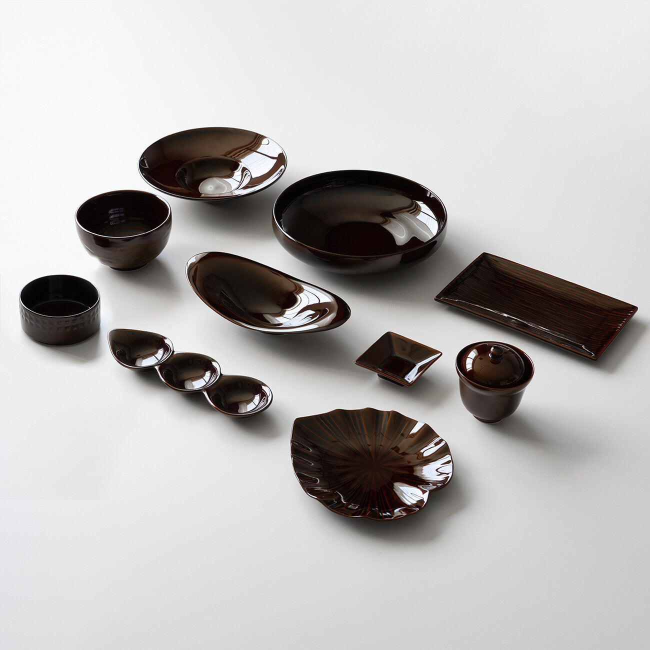 NIKKO Glossy Brown Pasta Bowl