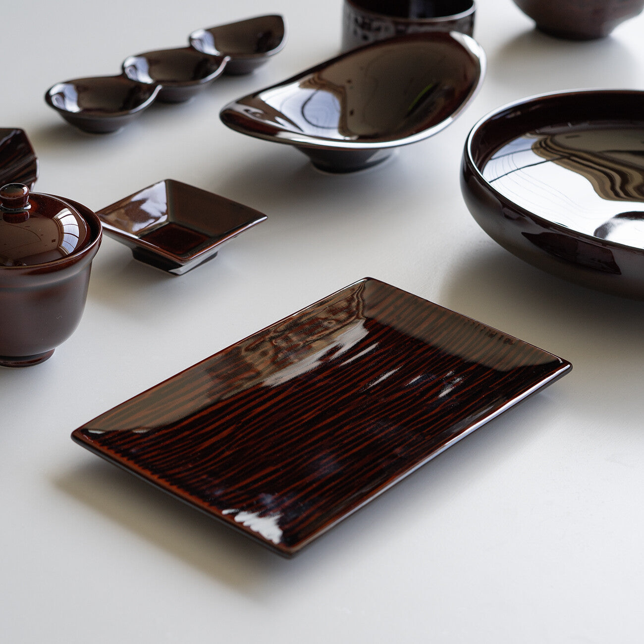 NIKKO Glossy Brown Rectangular Serving Plate