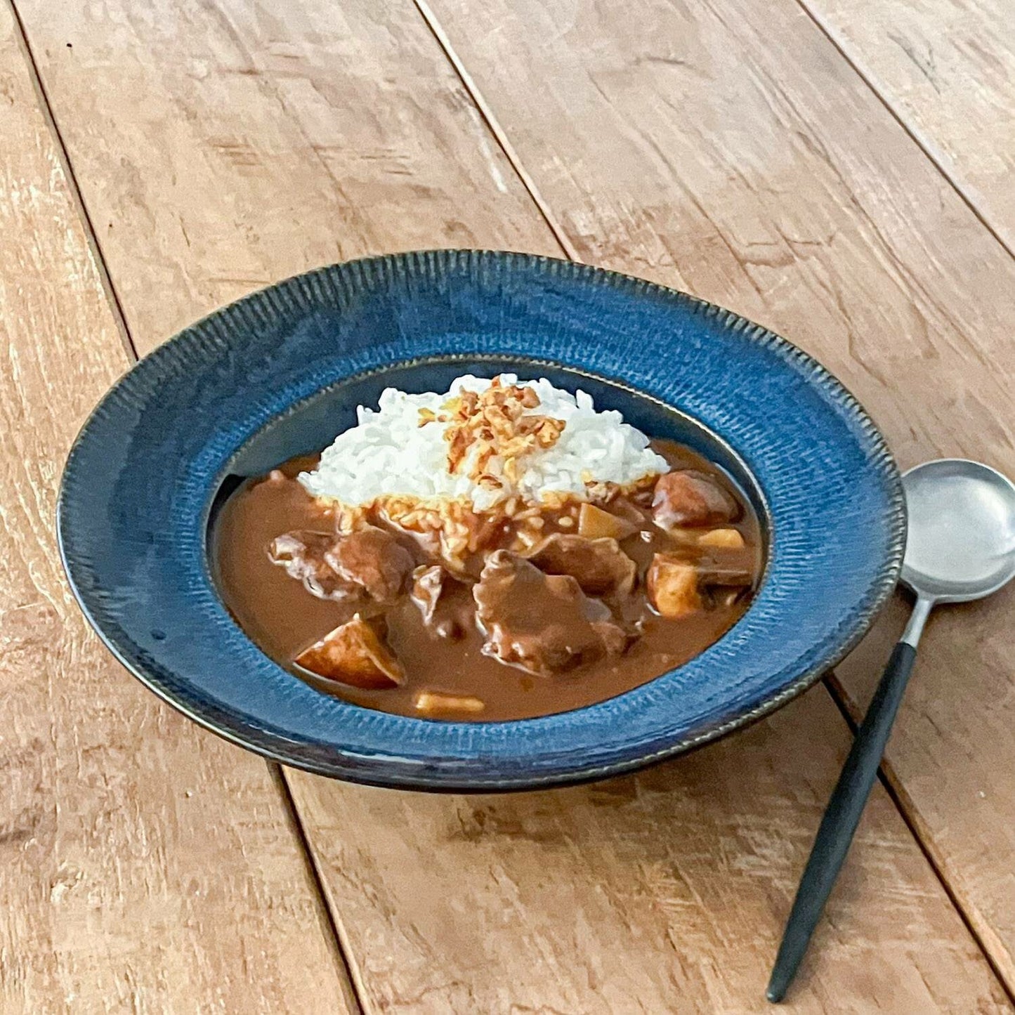 Miyama "cadre" coupe plate, indigo blue glaze