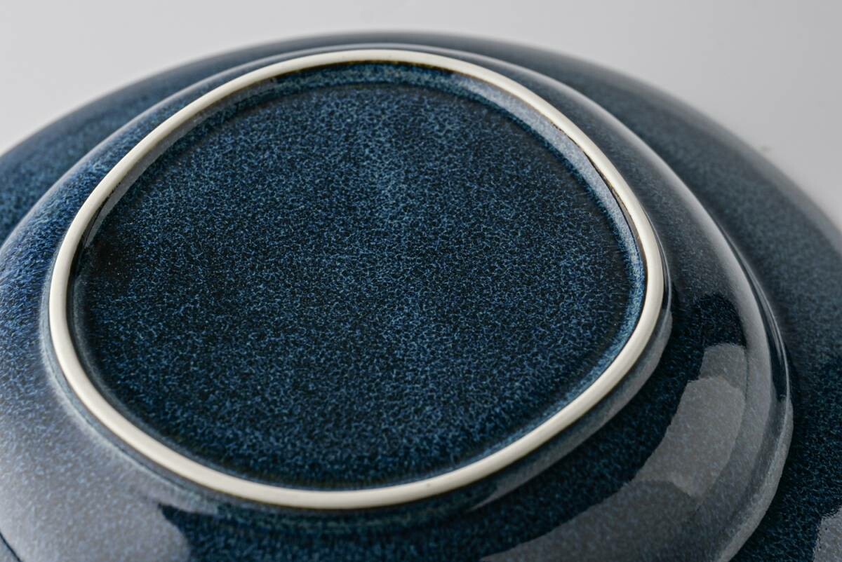 Miyama "cadre" coupe plate, indigo blue glaze
