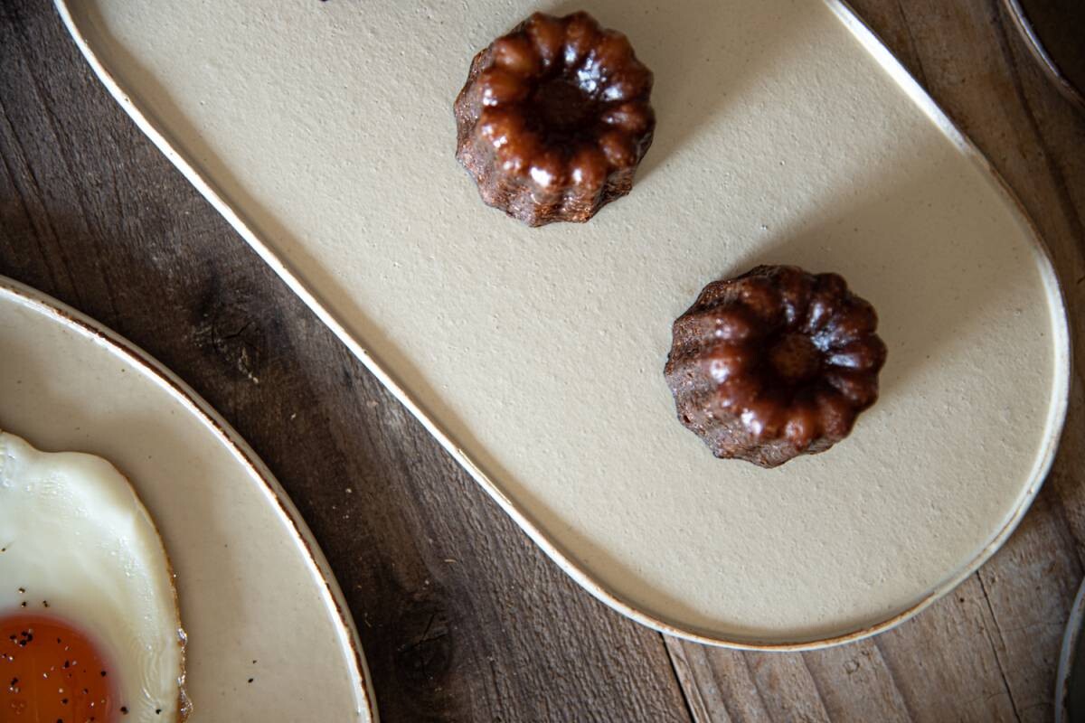 JYUZAN Branche 32cm Oval Plate - Vanilla