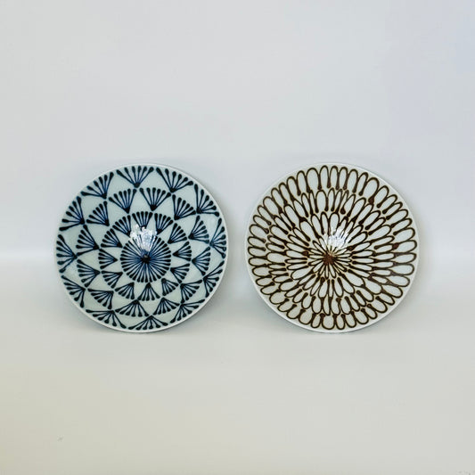 Hakusan Porcelain Flat Bowl/HIRACHAWAN 白山陶器平茶わん, Good Design Award (G Mark) in 1993 and the Long Life Design Award in 2004