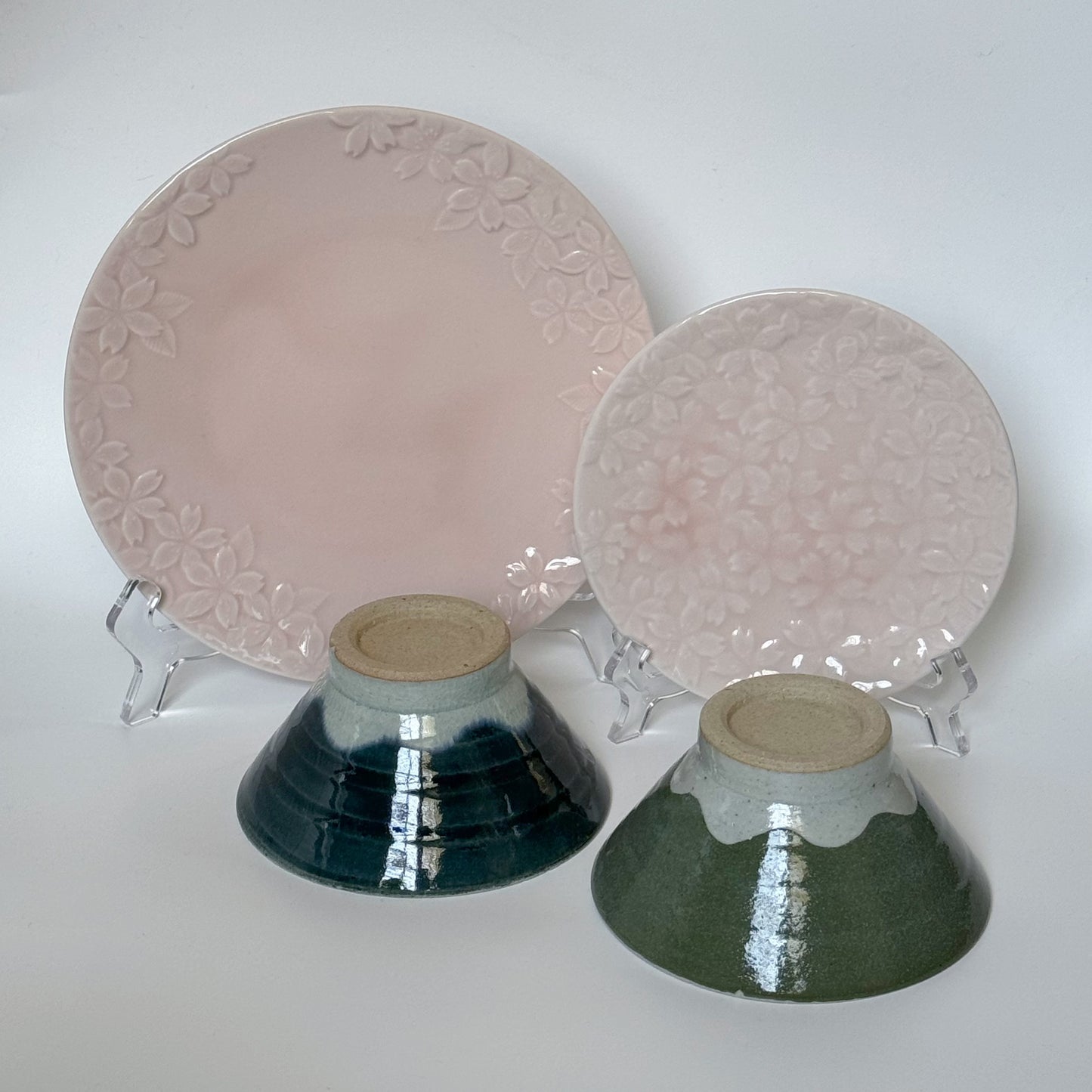 Handmade Fuji Mountain Shape and Tokusa Pattern Minoware Rice Bowl