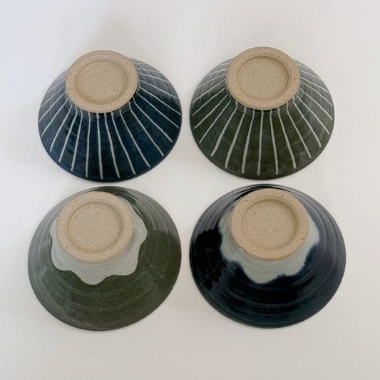 Handmade Fuji Mountain Shape and Tokusa Pattern Minoware Rice Bowl