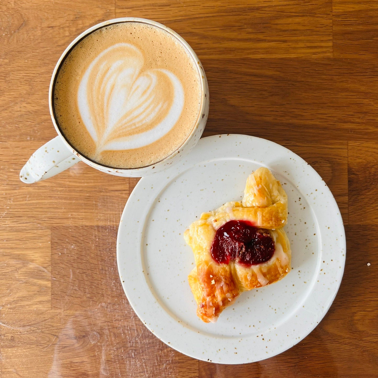 Aritaware B&W Sabi Series cafe au lait Mug and Plate