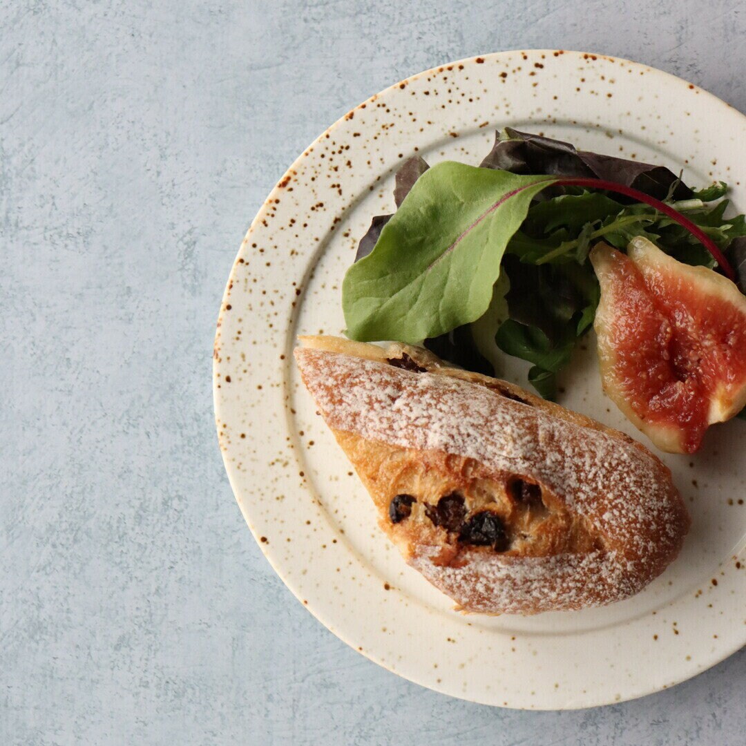 Aritaware B&W Sabi Series cafe au lait Mug and Plate