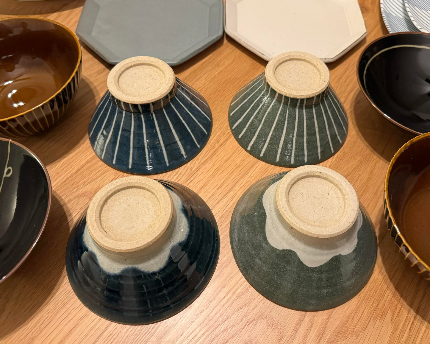 Handmade Fuji Mountain Shape and Tokusa Pattern Minoware Rice Bowl