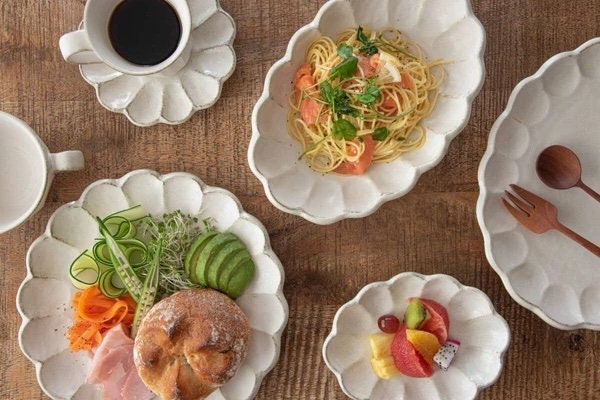 RINKA porcelain plate and bowl Kaneko Kohyo Pottery 小兵製陶所