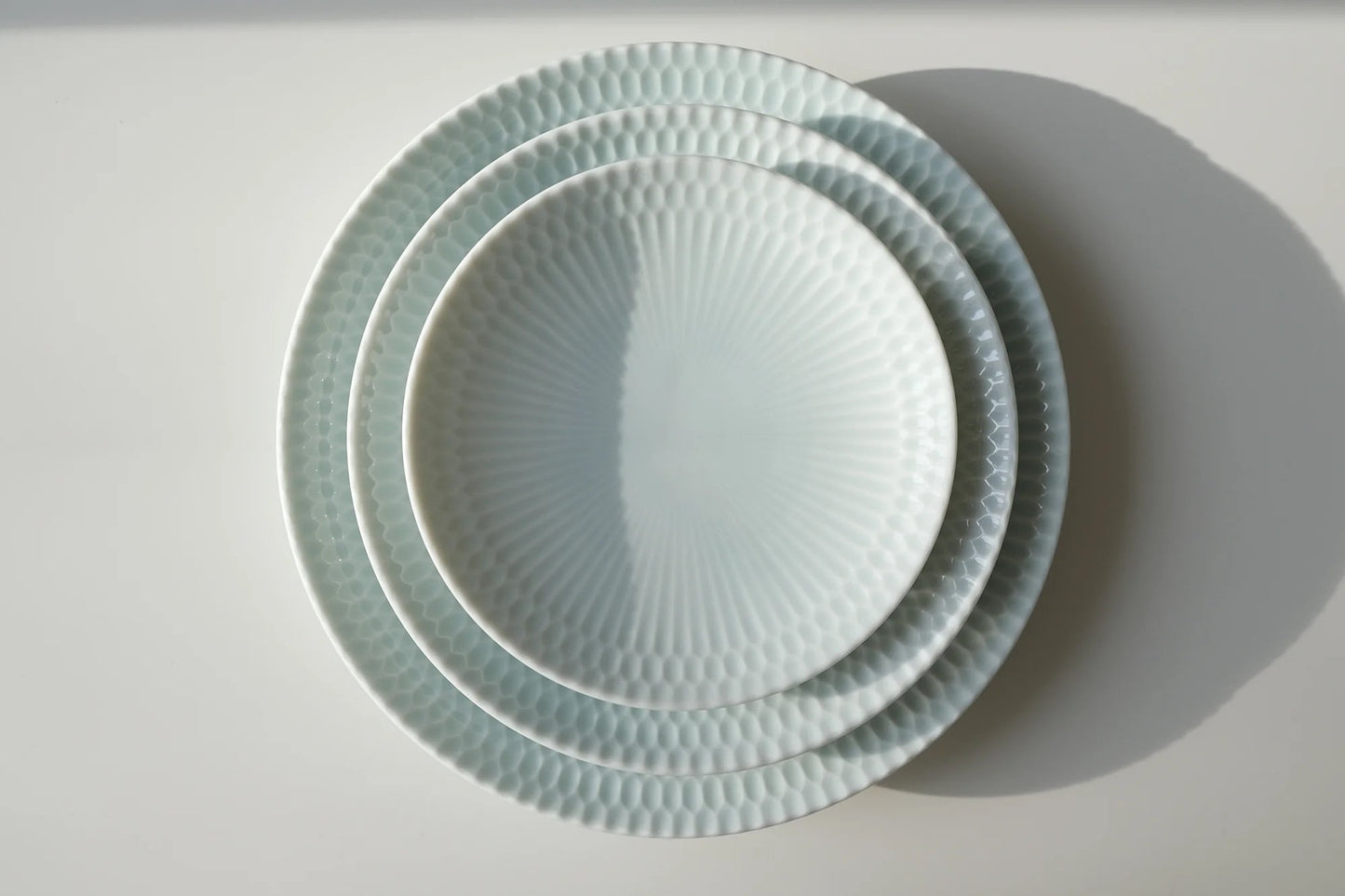 Oda Pottery SAZANAMI "Ripple" series plate, Light Bluish Green