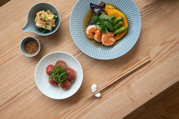 Oda Pottery SAZANAMI "Ripple" series plate, Blue Gray