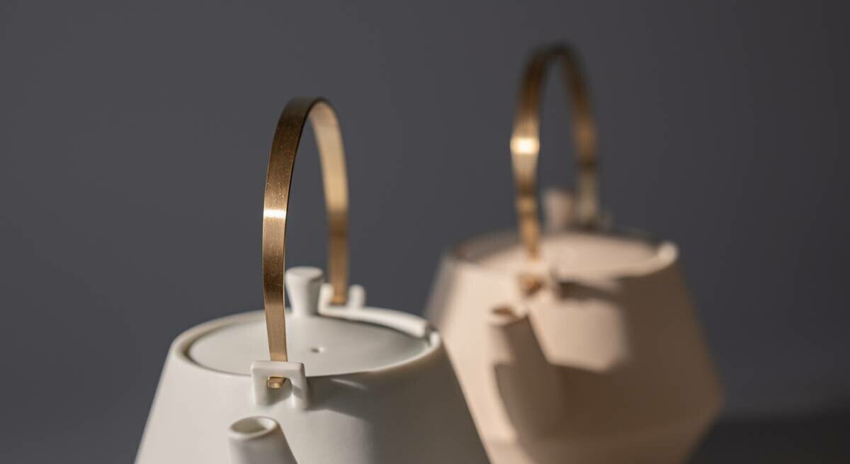Yamatsu FRUSTUM Teapot - Red Dot Design Award Winner by Yamatsu Kiln 晋山窯