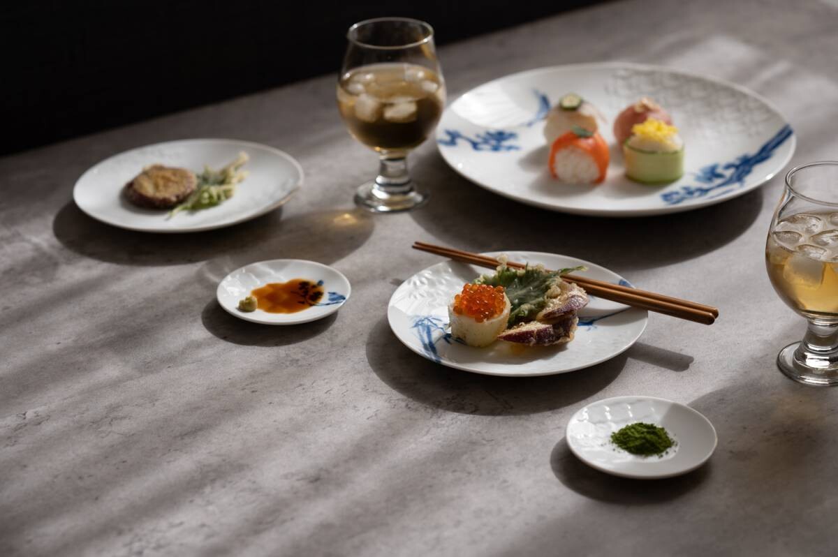 Miyama Traditional Pattern Sho-Chiku-Bai Dinnerware Set (Blue and White Version) - miyama深山食器