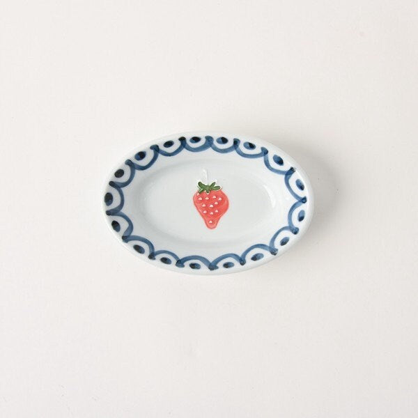 Arita Ware Strawberry Plate by TOKUSHICHI KILN 徳永製陶所 徳七窯